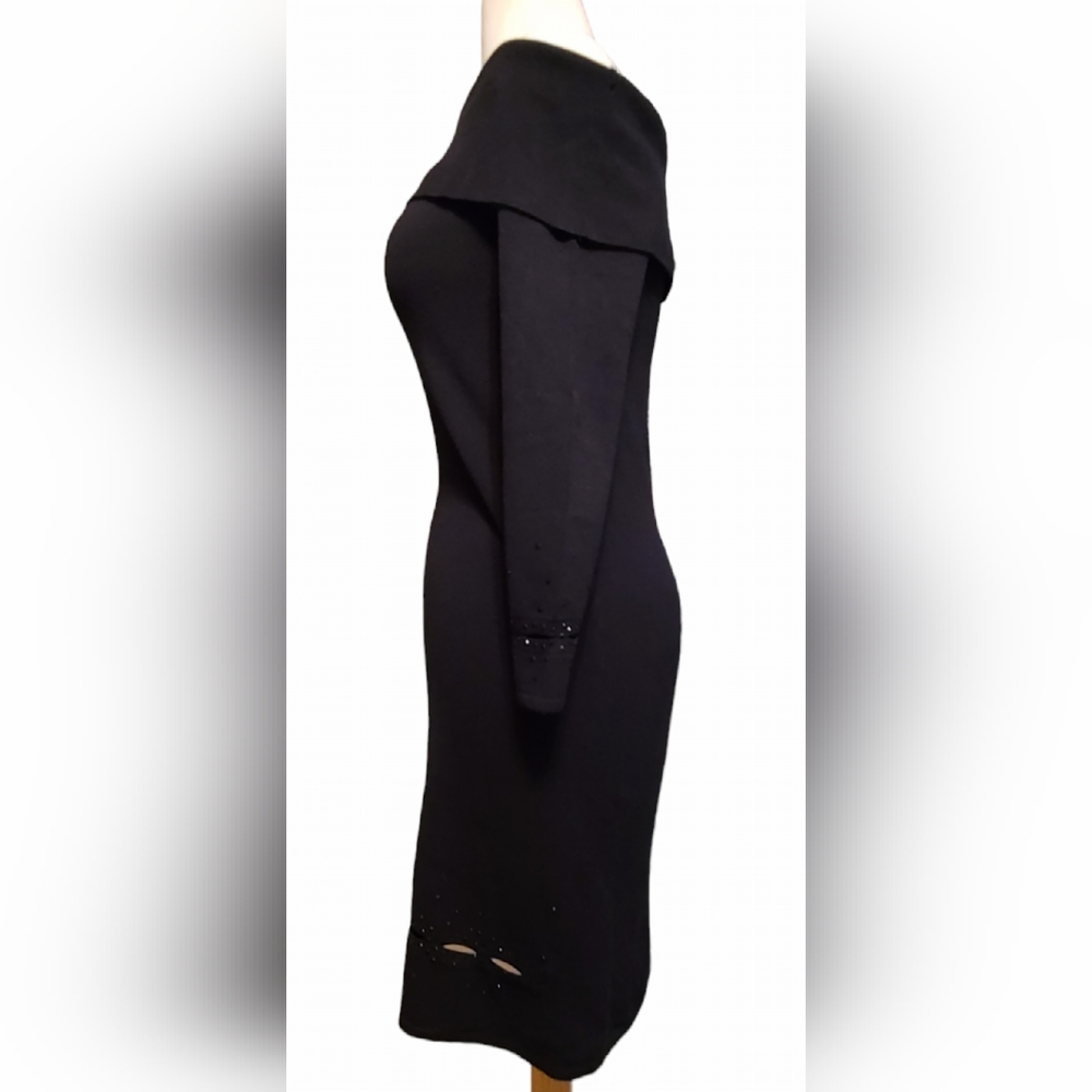 Yuka size T2 (M) black dress - Picture 6 of 7